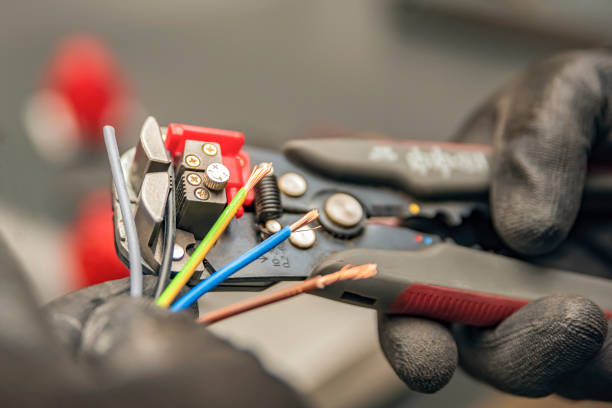 Best Circuit Breaker Repair  in Palm Bay, FL